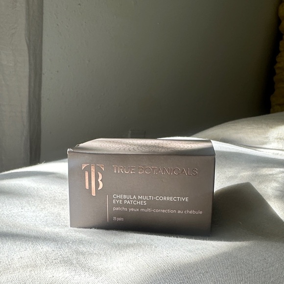 Chebula Multi-Corrective Eye Patches